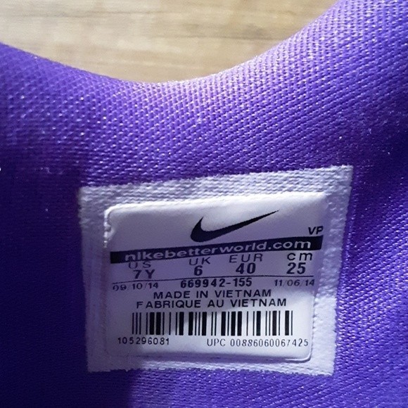 Nike Kid's KD VII GS, PBJ-WHITE/HYPER GRAPE-FUCHSIA FLSH-TM ORANGE, Youth Size 7 - Picture 13 of 16